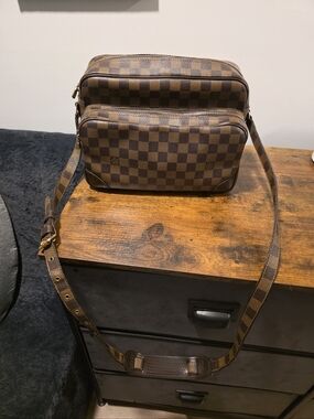Authentic Vintage Louis Vuitton Damier Ebene Nil